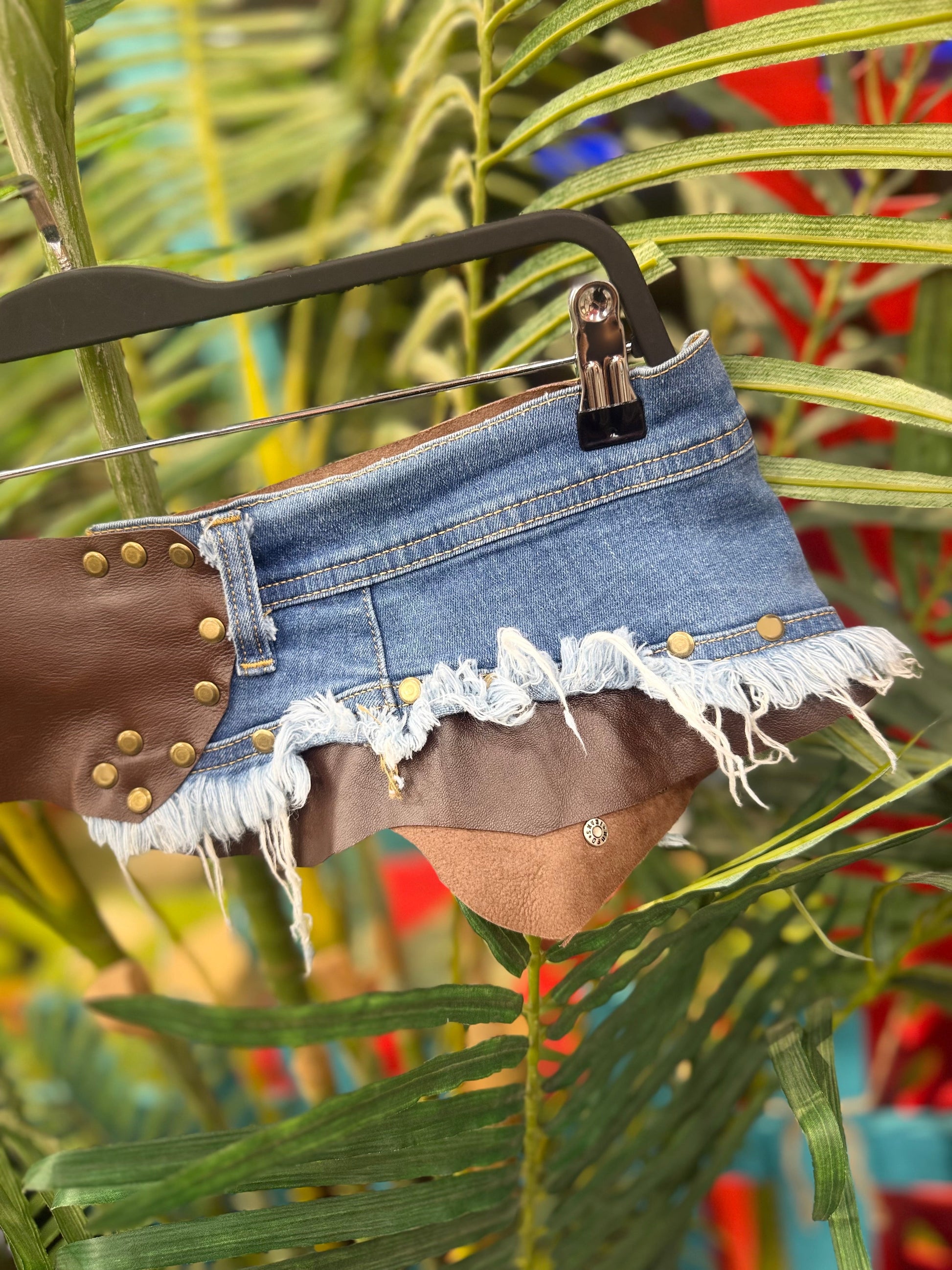 Savannah Denim Deri Kemer | Bohem El Yapımı Tasarım Aksesuar > Kemer butik bohem giyim – Yılday Gür Butik Üsküdar Emaar