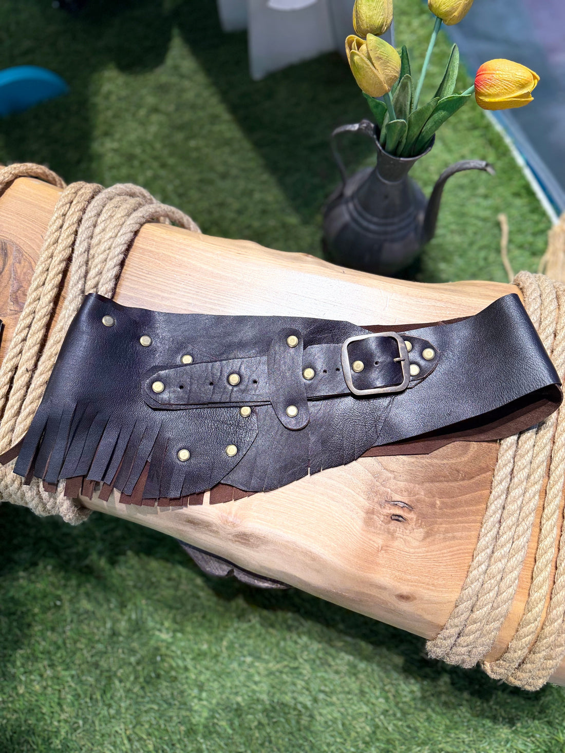 Sawyer El Yapımı Püsküllü Hakiki Deri Bohem Korse Kemer Aksesuar > Kemer butik bohem giyim – Yılday Gür Butik Üsküdar Emaar