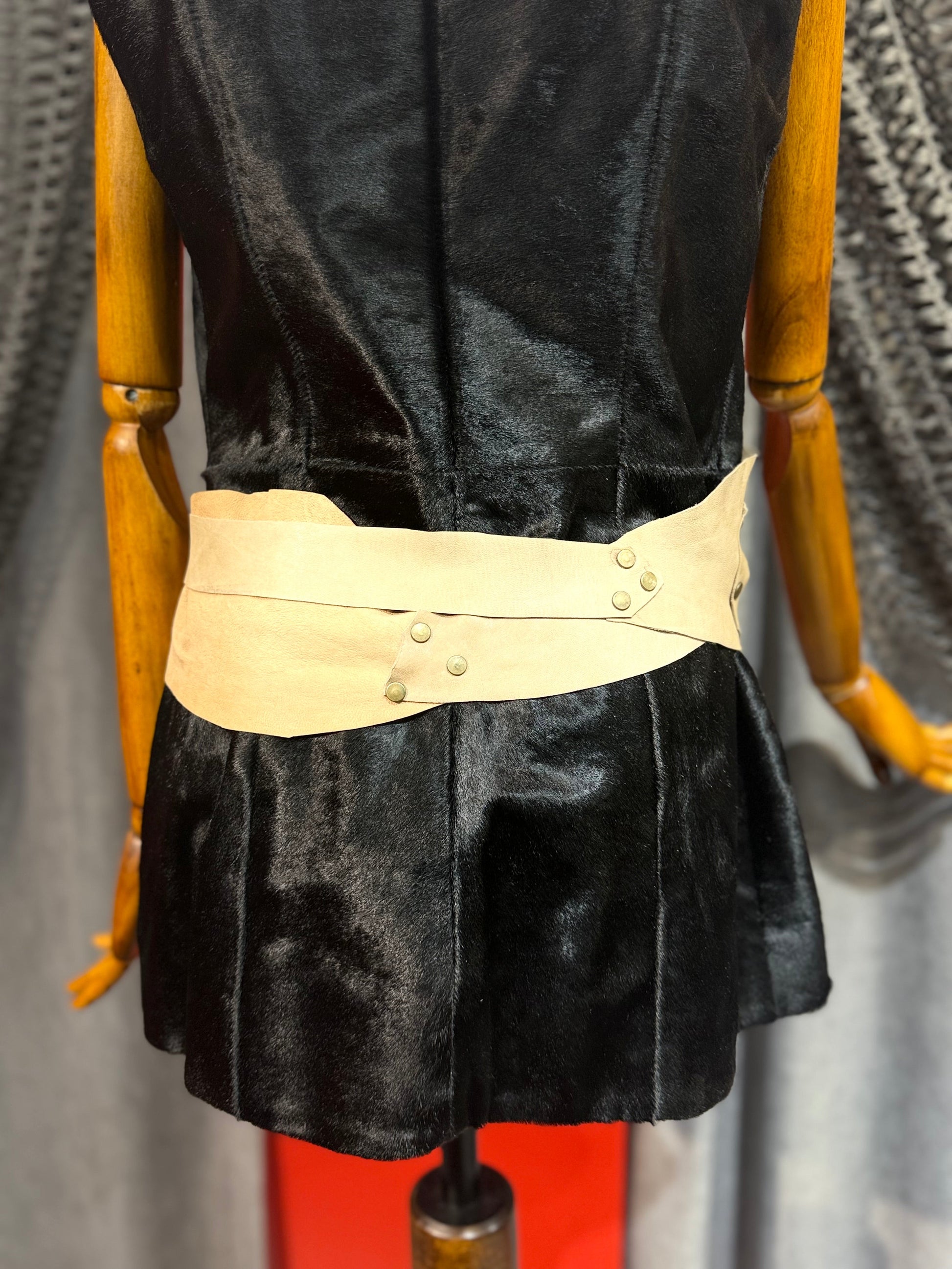 Sienna El Yapımı Bağlama Detaylı Süet Deri Kemer Aksesuar > Kemer butik bohem giyim – Yılday Gür Butik Üsküdar Emaar