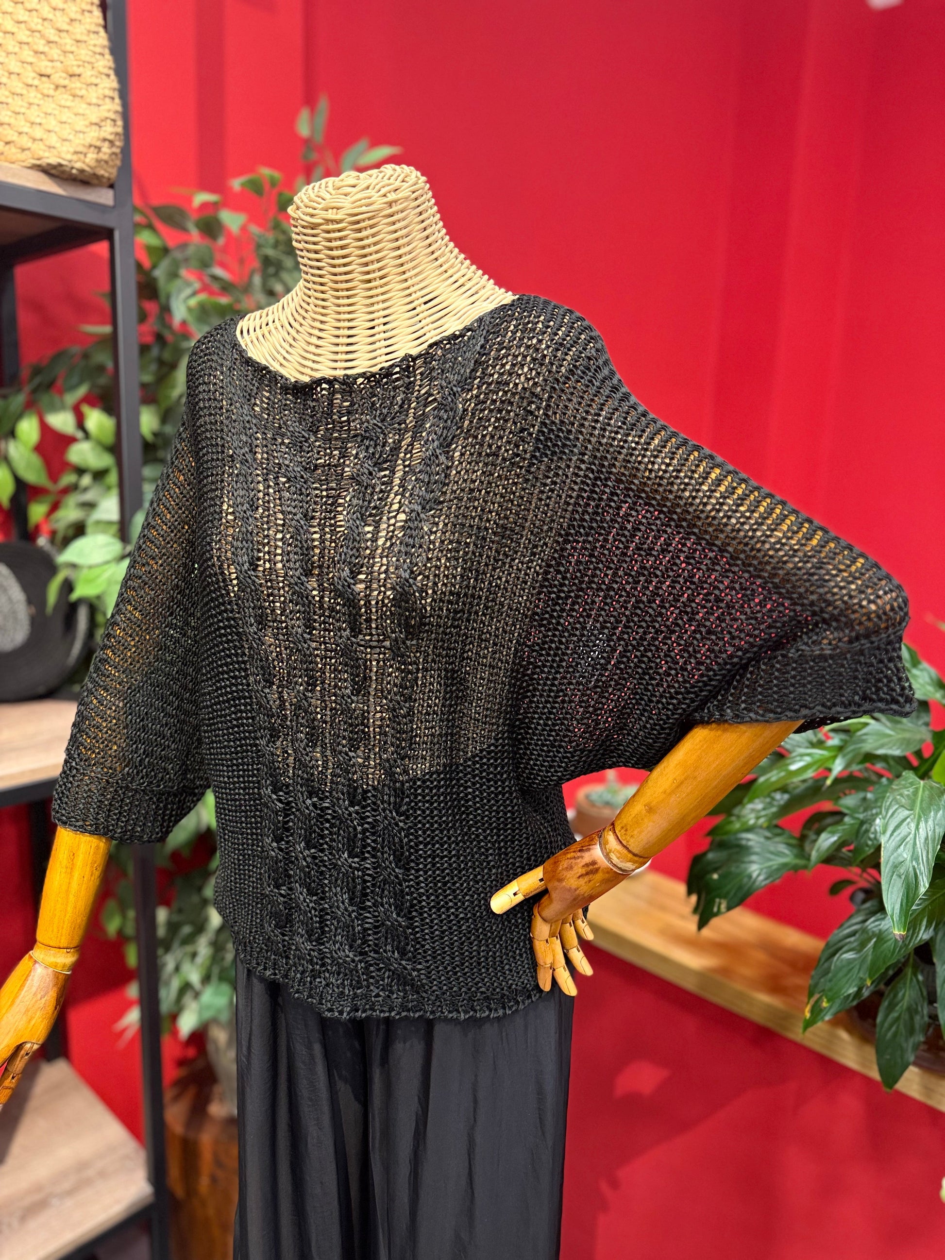 Siyah Saç Örgü Triko Kazak Giyim > Üst Giyim > Kazak & Hırka > Kazak butik bohem giyim – Yılday Gür Butik Üsküdar Emaar