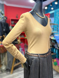 Taba V Yaka Basic Triko Kazak - Yumuşak Dokulu İnce Triko – Bohem Tarz Kadın Giyim Tasarım | Yılday Gür Butik