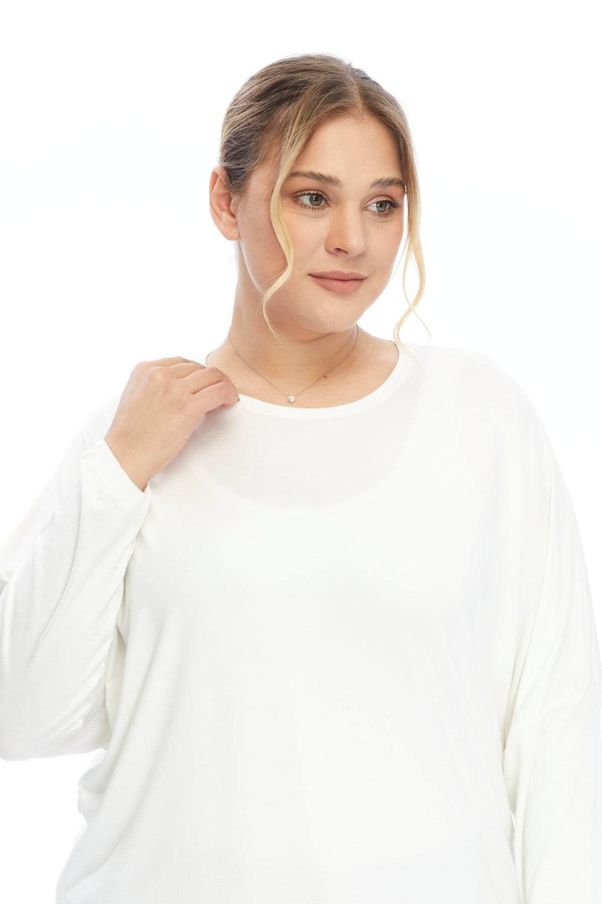Triko Beyaz Bluz – Bohem Tarz Kadın Giyim Tasarım | Yılday Gür Butik