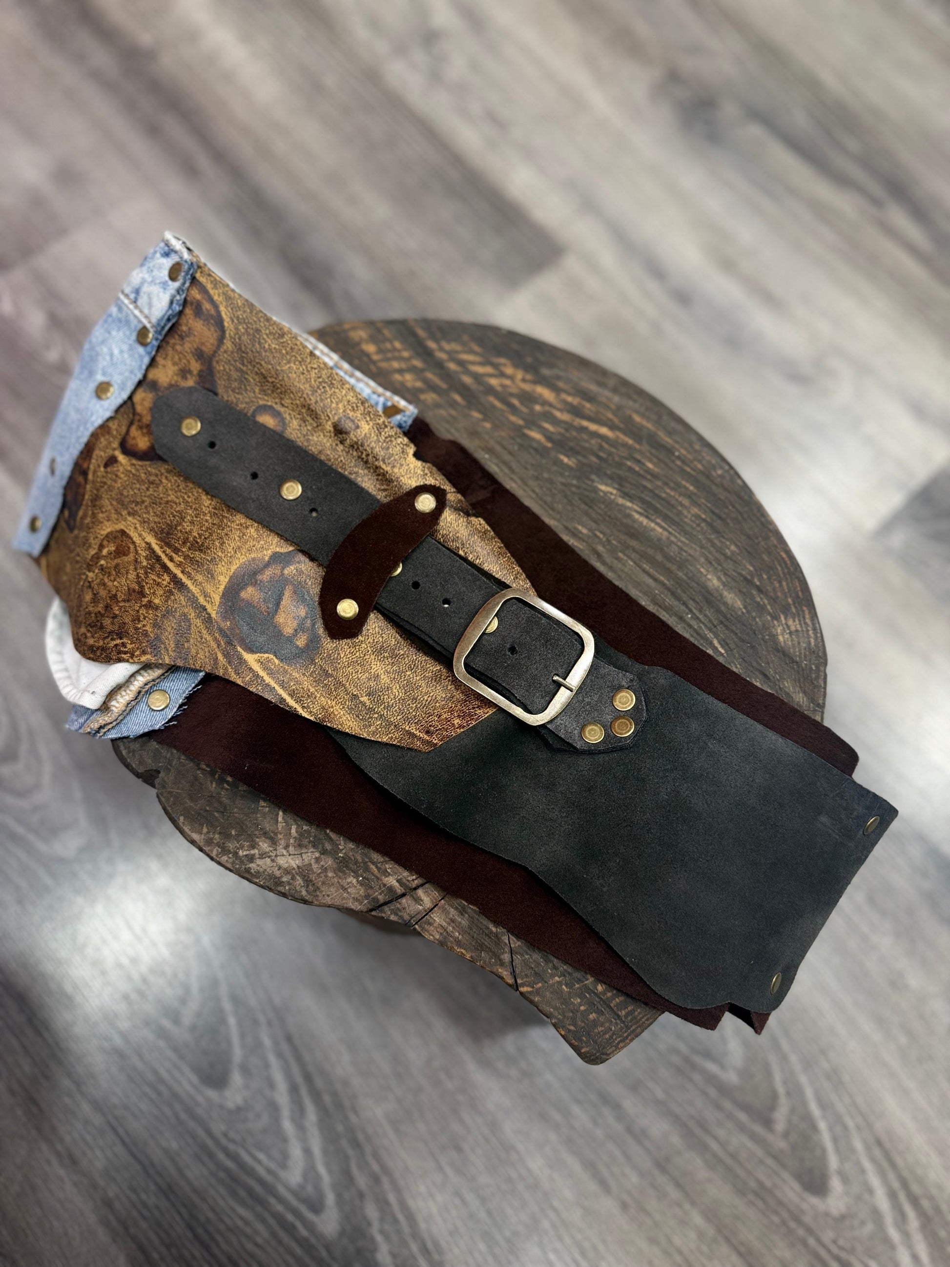 Wildhorse Denim & Hakiki Deri El Yapımı Western Kemer Aksesuar > Kemer butik bohem giyim – Yılday Gür Butik Üsküdar Emaar