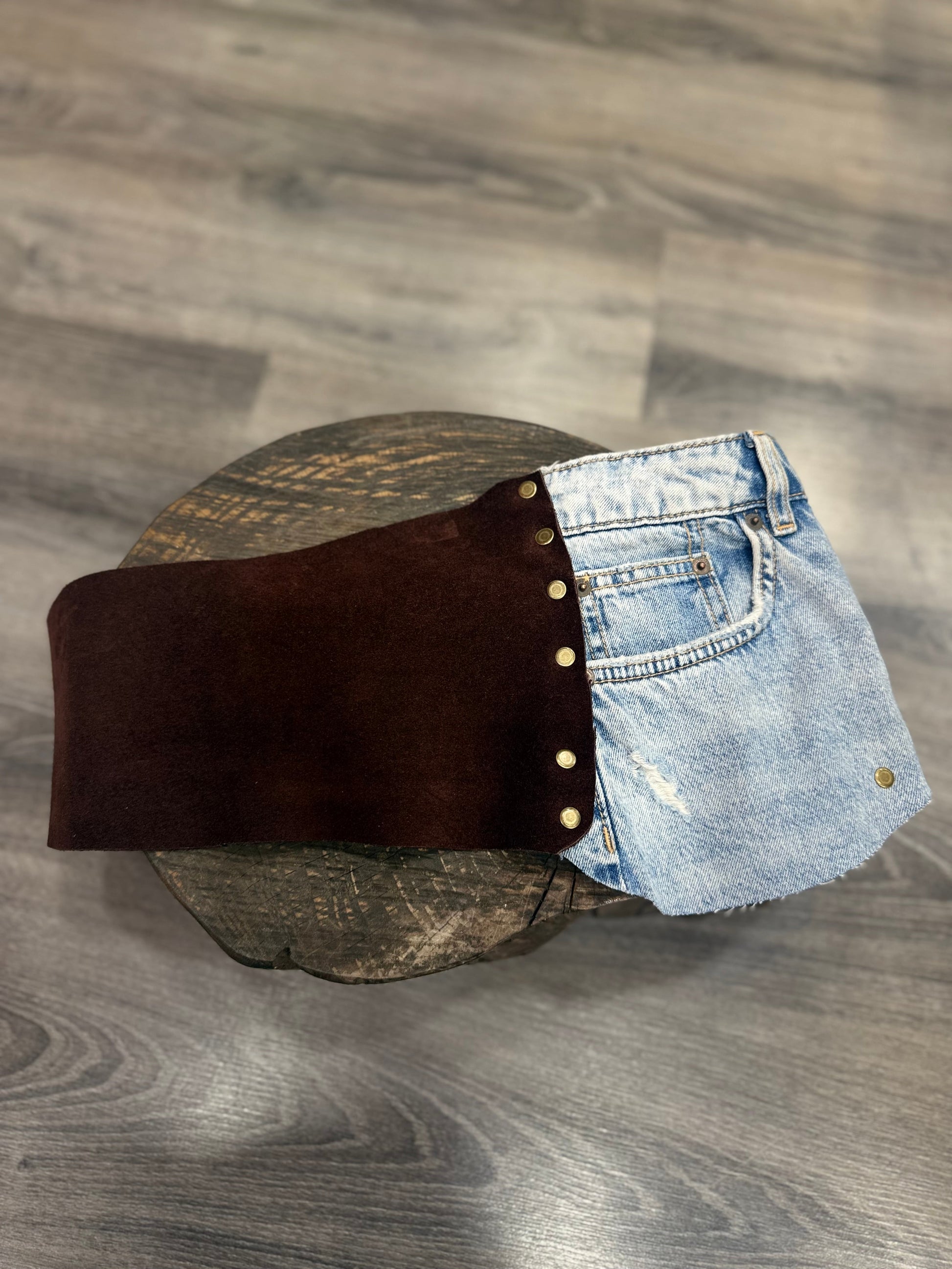 Wildhorse Denim & Hakiki Deri El Yapımı Western Kemer Aksesuar > Kemer butik bohem giyim – Yılday Gür Butik Üsküdar Emaar