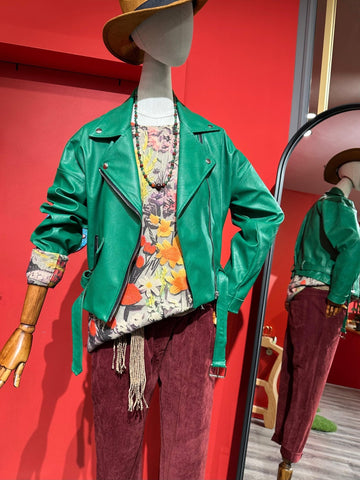 Yeşil Deri Ceket - İthal Ürün, Şık ve Modern Tasarım butik bohem giyim – Yılday Gür Butik Üsküdar Emaar