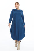 Yün Viskon Kapüşonlu Mavi Elbise Giyim > Elbise butik bohem giyim – Yılday Gür Butik Üsküdar Emaar