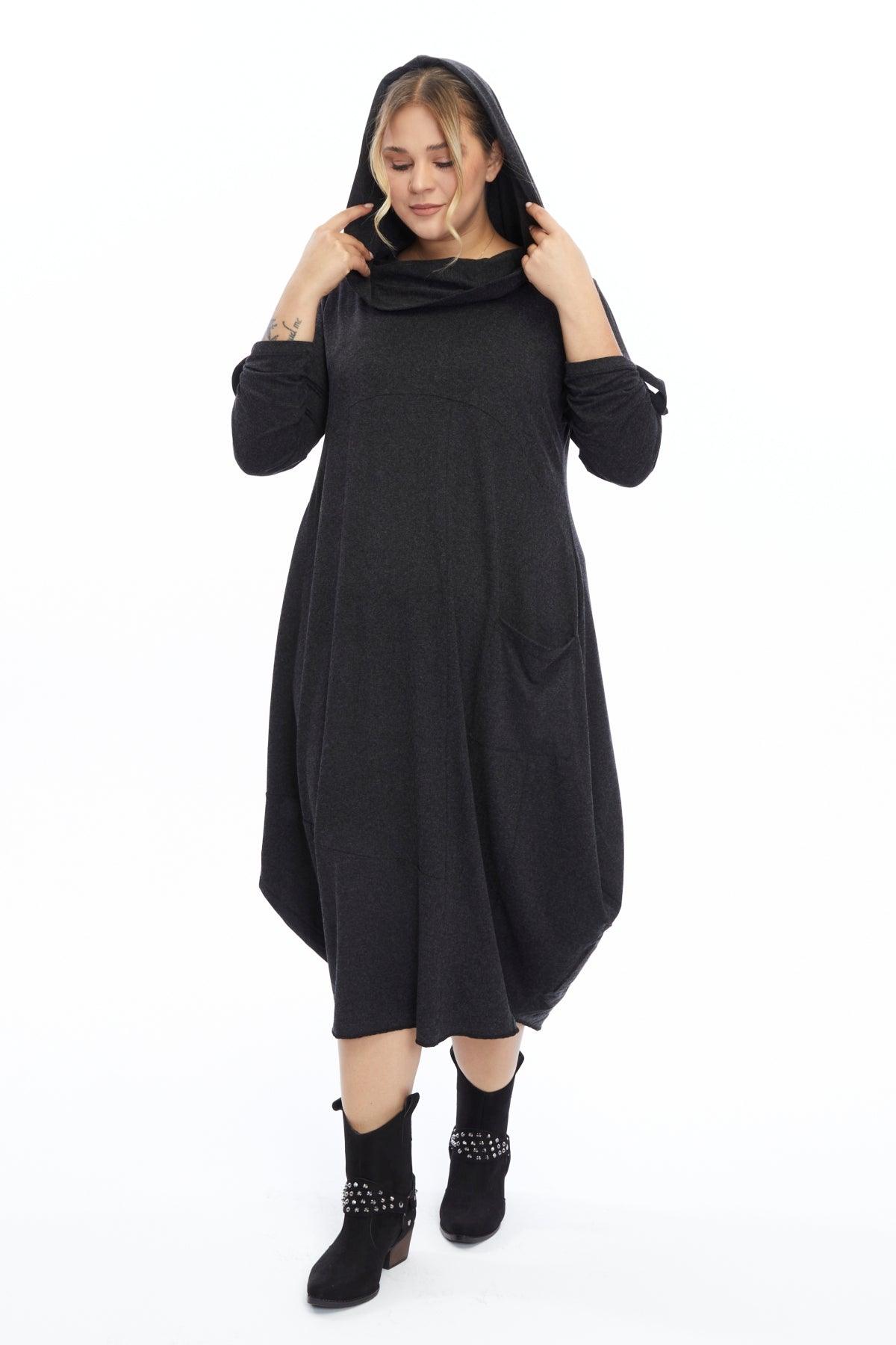 Yün Viskon Kapüşonlu Siyah Elbise Giyim > Elbise butik bohem giyim – Yılday Gür Butik Üsküdar Emaar