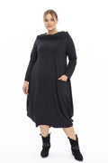 Yün Viskon Kapüşonlu Siyah Elbise Giyim > Elbise butik bohem giyim – Yılday Gür Butik Üsküdar Emaar