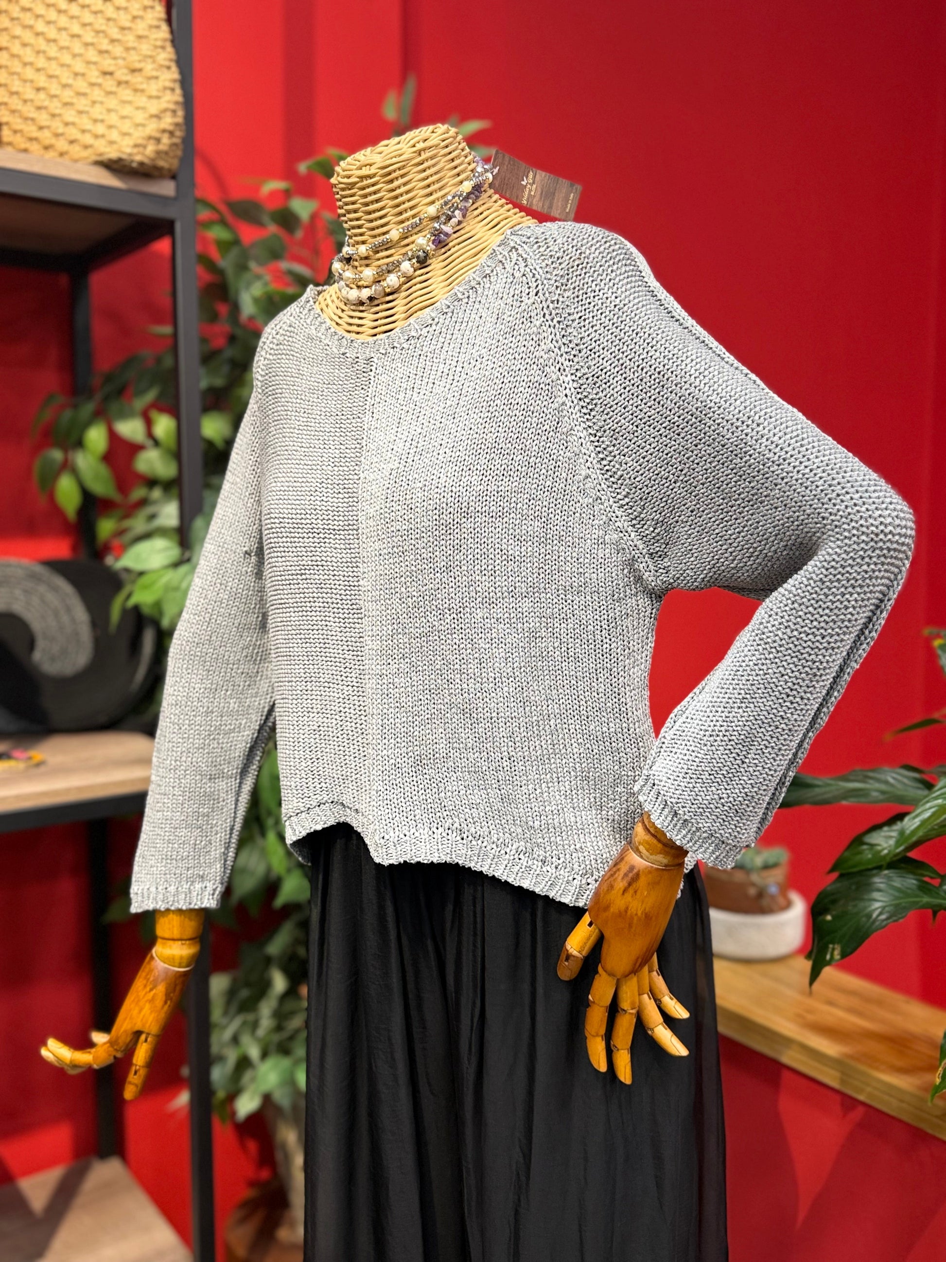 Yuvarlak Yaka Gri Triko Giyim > Üst Giyim > Kazak & Hırka > Kazak butik bohem giyim – Yılday Gür Butik Üsküdar Emaar