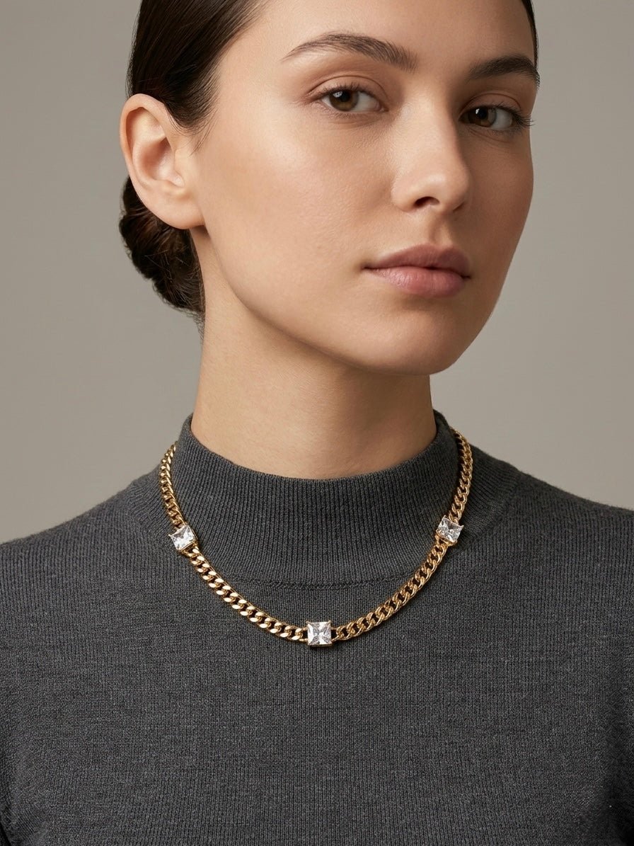 Zirkon Taşlı Kadın Kolye – Lüks Çelik Aksesuar Aksesuarlar > Takılar > Kolye butik bohem giyim – Yılday Gür Butik Üsküdar Emaar